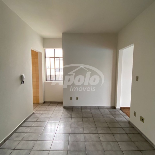 Doutor Melo Viana, Centro, Lavras, 3 Quartos Quartos, 1 Sala Salas,2 BanheirosBanheiros,Apartamento,Aluguel,Doutor Melo Viana,1986