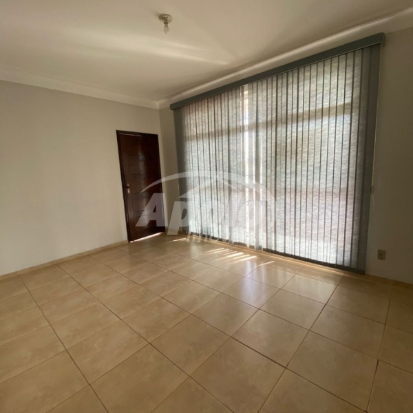 Constancia Reis, Retiro, Lavras, 4 Quartos Quartos, 1 Sala Salas,2 BanheirosBanheiros,Casa,Aluguel,Constancia Reis ,1990