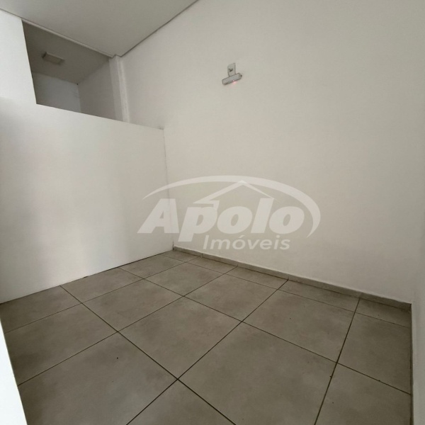 Av. Doutor Silvio Menicucci, Ignacio Valentin, Lavras, ,1 BanheiroBanheiros,Comercial,Aluguel,Av. Doutor Silvio Menicucci ,0,2364